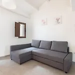 Il Sole Di Cabras-modern In The Heart Of Town Apartmán Càbras