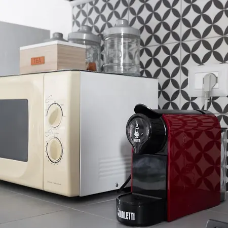 아파트 Il Sole Di Cabras-modern In The Heart Of Town 까브라스