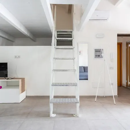 아파트 Il Sole Di Cabras-modern In The Heart Of Town *