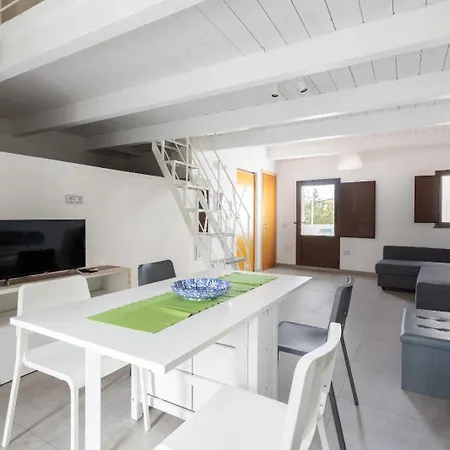 Il Sole Di Cabras-modern In The Heart Of Town 아파트 *