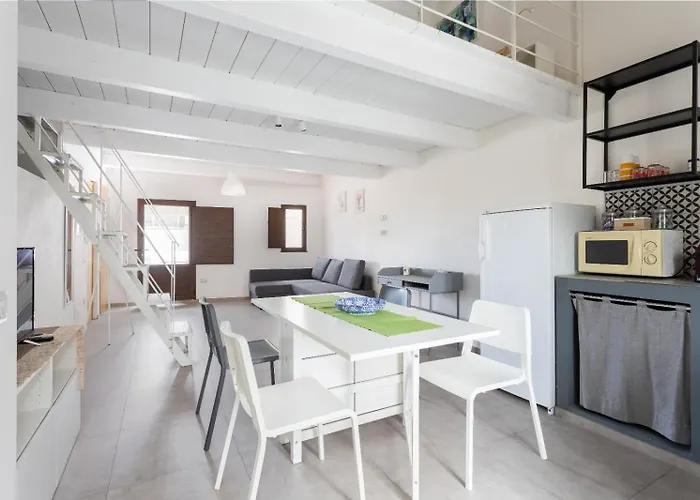 Apartamento Il Sole Di Cabras-modern In The Heart Of Town Cabras